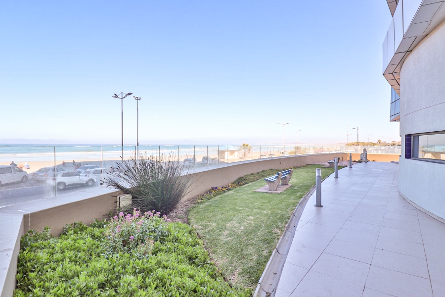 To Let 4 Bedroom Property for Rent in Strand North Western Cape